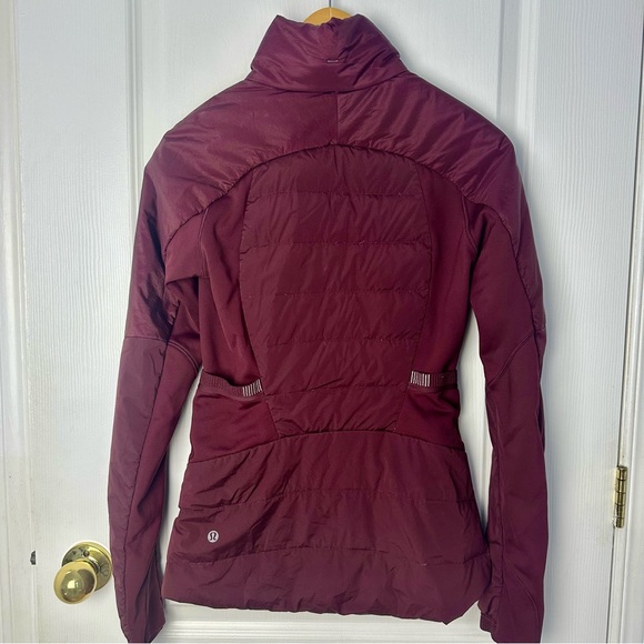 Lululemon Down For It All Running Winter Jacket - Cassis - Size 4 #206 - Picture 3 of 7